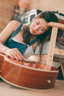 闭嘴花美男乐队